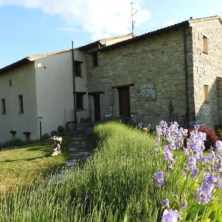 Casale Le Fontanelle Hotel Monte Grimano Terme Buitenkant foto
