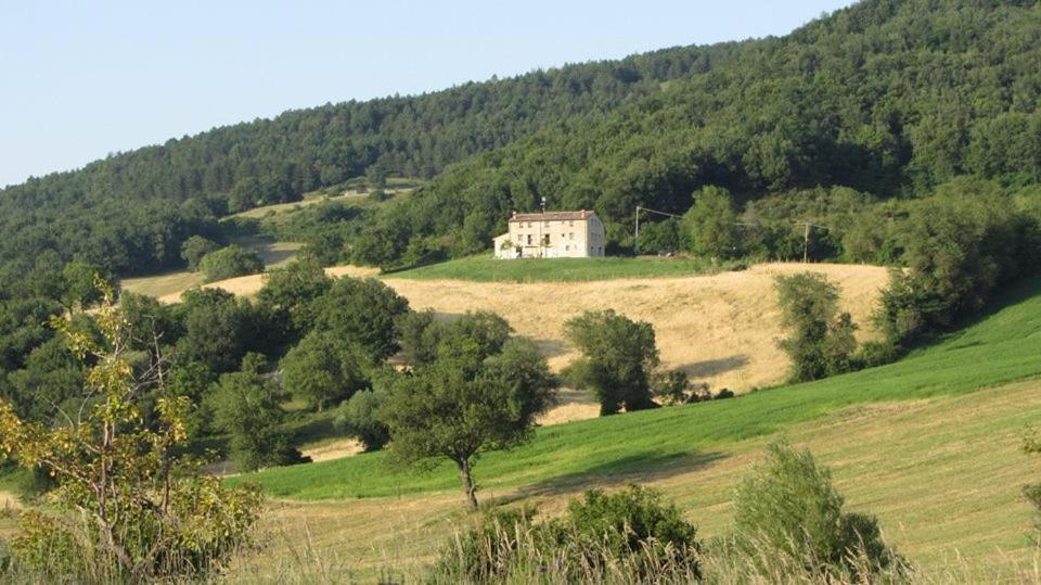 Casale Le Fontanelle Hotel Monte Grimano Terme Buitenkant foto