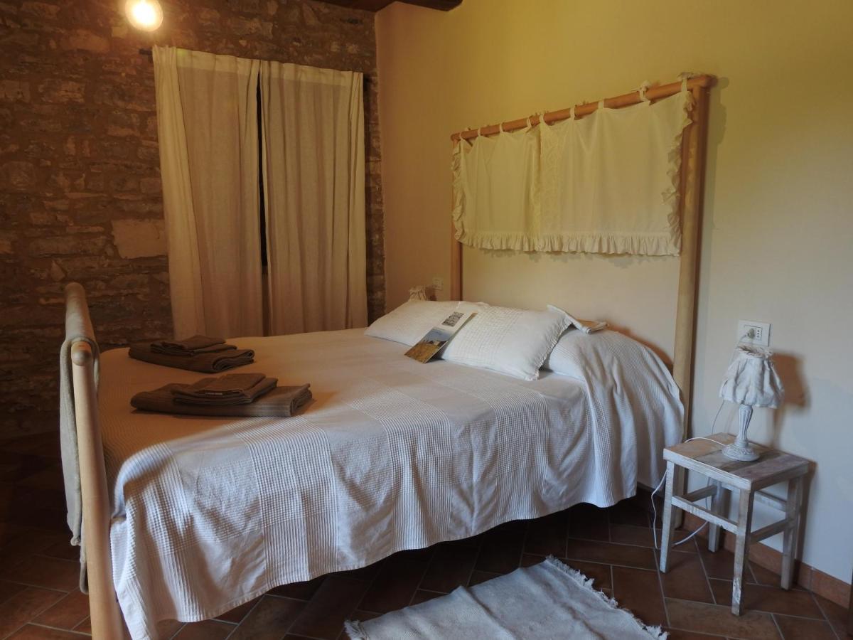 Casale Le Fontanelle Hotel Monte Grimano Terme Buitenkant foto